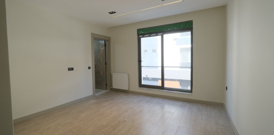 2+1 Apartment  in Antalya, Turkey No. 219783