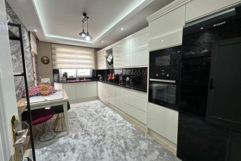 آپارتمان در  Alanya ، ترکیه 3 خوابه ، 220 متر مربع.  شماره 222255 - 3