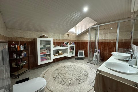 آپارتمان در  Alanya ، ترکیه 3 خوابه ، 220 متر مربع.  شماره 222255 - 17