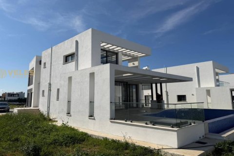 Продажа виллы  в Озанкое, Гирне, Северный Кипр 3+1, 292м2, №222252 – фото 13