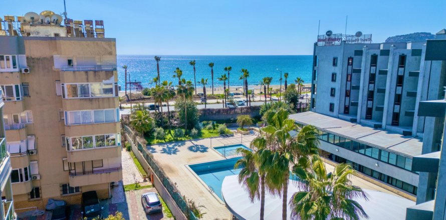 Daire  1+1  Oba, Antalya, Türkiye №219431