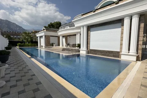 آپارتمان در  Aegean Region ، ترکیه 6 خوابه ، 650 متر مربع.  شماره 223486 - 4