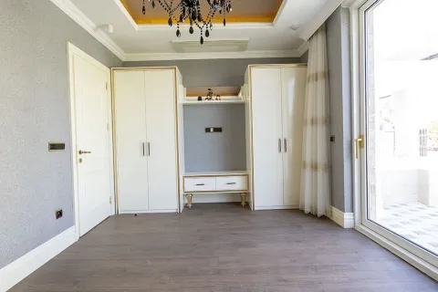 آپارتمان در  Aegean Region ، ترکیه 6 خوابه ، 650 متر مربع.  شماره 223486 - 30