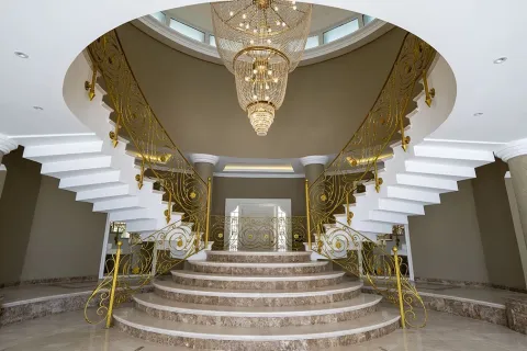 آپارتمان در  Aegean Region ، ترکیه 6 خوابه ، 650 متر مربع.  شماره 223486 - 12