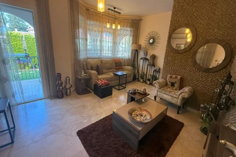 ویلا در  Karsiyaka ، ترکیه 3 خوابه ، 185 متر مربع.  شماره 214680 - 20