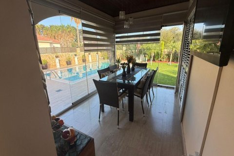 ویلا در  Karsiyaka ، ترکیه 3 خوابه ، 185 متر مربع.  شماره 214680 - 18