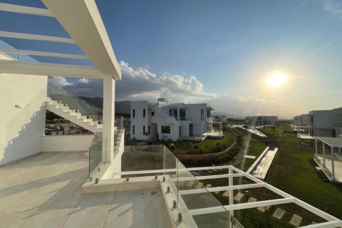 Penthouse for sale  in Tatlisu, Famagusta, Northern Cyprus, 2 bedrooms, 185m2, No. 214678 – photo 2