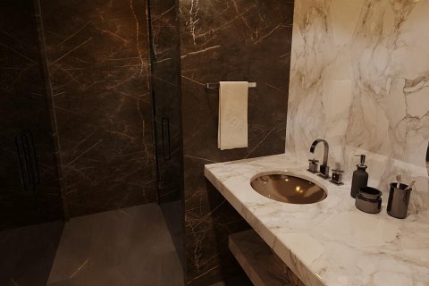 2+1 Lägenhet  i Long Beach, Iskele,  Nr. 214679 - 7