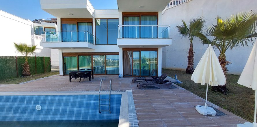 3+1 Villa  in Alanya, Antalya, Turkey No. 217498