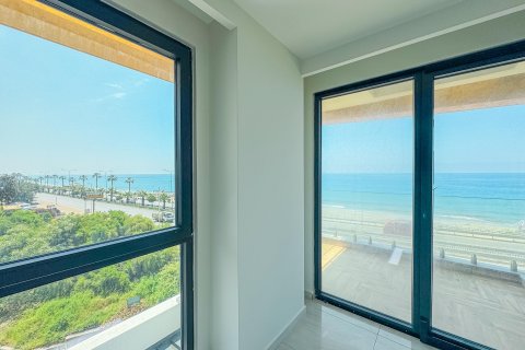 2+1 Lejlighed  i Mahmutlar, Antalya, Tyrkiet Nr. 217501 - 5