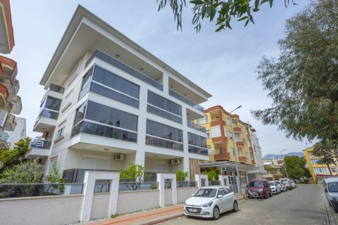 Daire  2+1  Oba, Antalya, Türkiye №230992