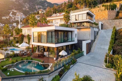 Villa for sale in Alanya, Antalya, Turkey, 3 bedrooms, No. 229113 – photo 1