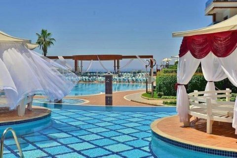 3+1 Lejlighed i Mahmutlar, Antalya, Tyrkiet Nr. 229115 - 7