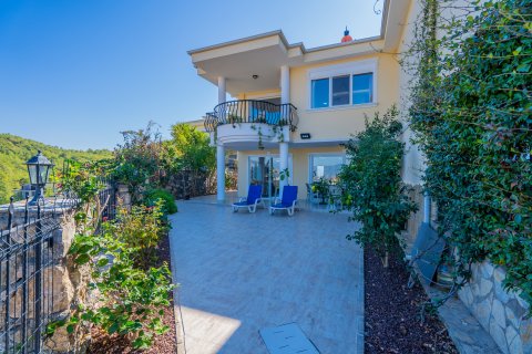 Продажа квартиры  в Аланье, Анталье, Турция 4 комн., 200м2, №213307 – фото 28