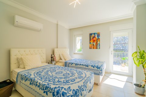 Продажа квартиры  в Аланье, Анталье, Турция 4 комн., 200м2, №213307 – фото 19