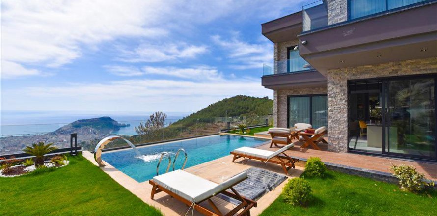 4+1 Villa in Alanya, Antalya, Türkei Nr. 225755