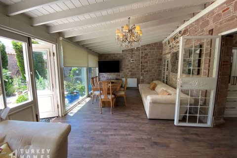 Продажа виллы  в Айвалыке, Балыкесире, Турция 3+1, 350м2, №232607 – фото 11
