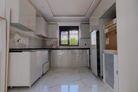 آپارتمان در  Mugla ، ترکیه 4 خوابه ، 200 متر مربع.  شماره 223793 - 2