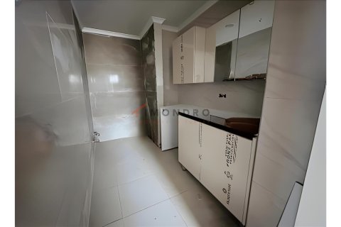 2+1 Wohnung  in Kadikoy, Istanbul, Türkei Nr. 223424 - 13