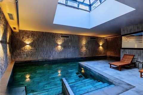 Apartment for sale  in Besiktas, Istanbul, Turkey, 2 bedrooms, 100m2, No. 223421 – photo 2