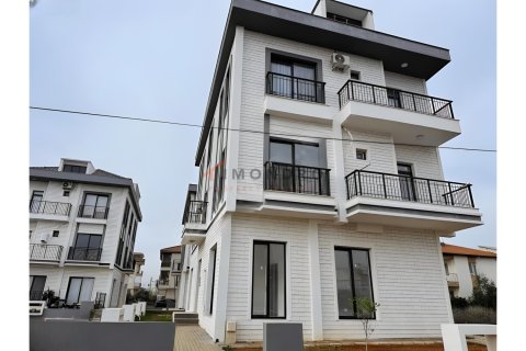 2+1 Lägenhet  i Dosemealti, Antalya, Turkiet Nr. 217222