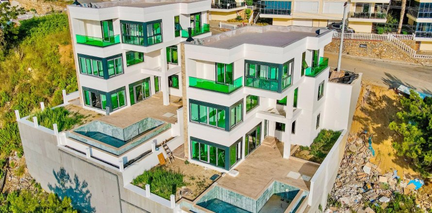 Вилла  4+1 в Аланье, Анталья, Турция №221546