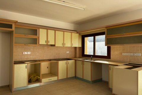 Продажа виллы  в Кайяларе, Гирне, Северный Кипр 3+1, 190м2, №214503 – фото 1