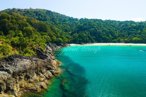 Земельный участок  42622м2 в Бодруме, Мугла, Турция №221220