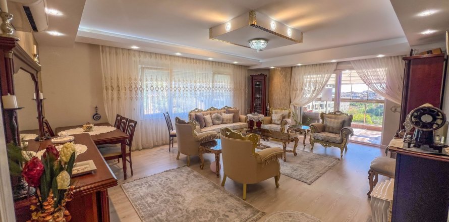 3+1 Lejlighed  i Alanya, Antalya, Tyrkiet Nr. 218482