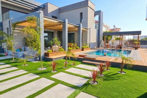 Villa  in Famagusta,  Nr. 229012