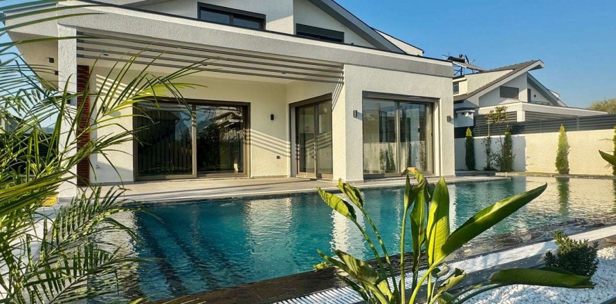 3+1 Villa i Fethiye, Mugla, Tyrkia Nr. 233150