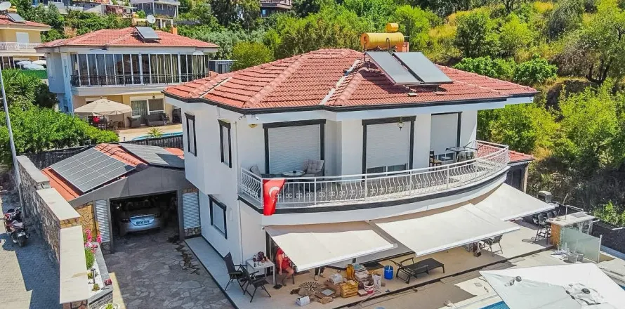 3+1 Apartment  in Alanya, Antalya, Turkey No. 223962