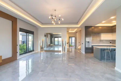 Продажа квартиры  в Мугле, Турция 2+1, 140м2, №223959 – фото 2