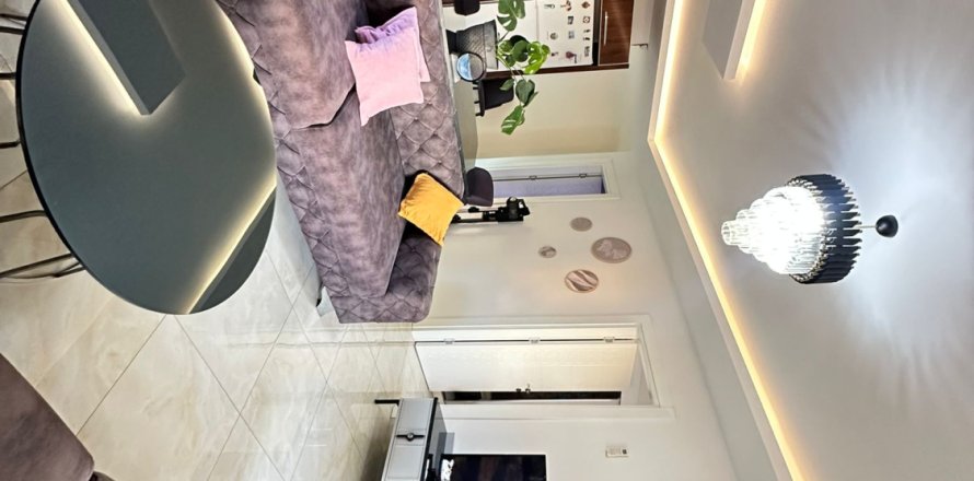 Квартира  1+1 в Махмутларе, Анталья, Турция №218408