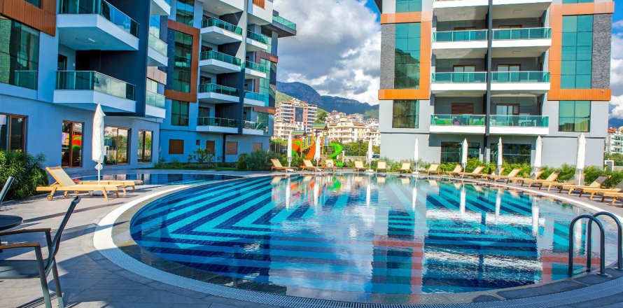 3+1 Lägenhet  i Oba, Antalya, Turkiet Nr. 218407