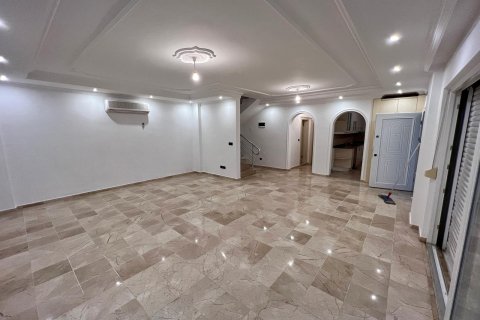 3+1 Villa in Alanya, Antalya, Türkei Nr. 218032 - 3