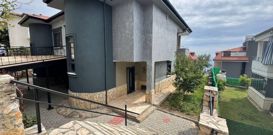 Квартира  3+1 в Аланье, Анталья, Турция №218029