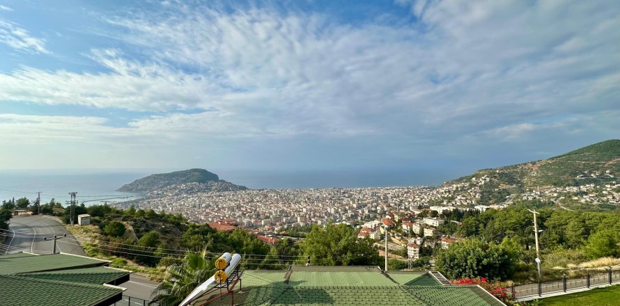 3+1 Villa in Alanya, Antalya, Türkei Nr. 218028