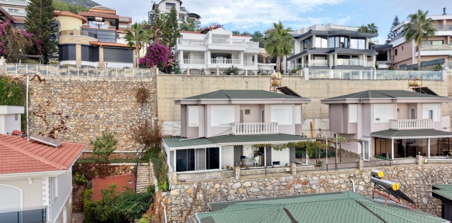 Villa  3+1  Alanya, Antalya, Türkiye №218028