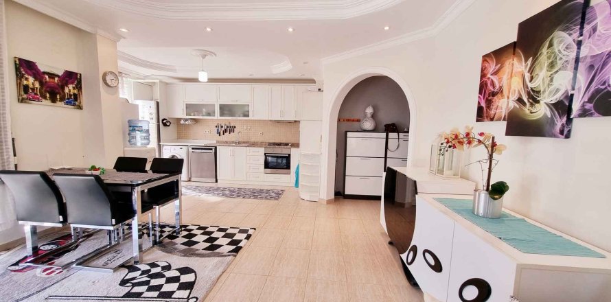 2+1 Lägenhet  i Cikcilli, Antalya, Turkiet Nr. 216229