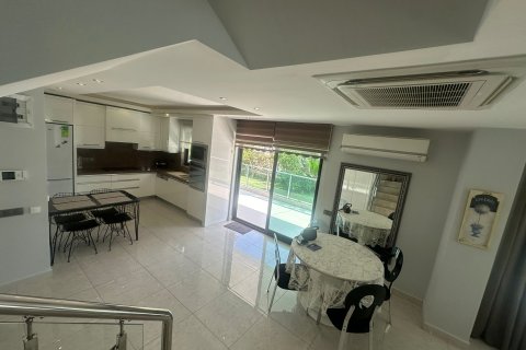 3+1 Leilighet  i Alanya, Antalya, Tyrkia Nr. 219141 - 5