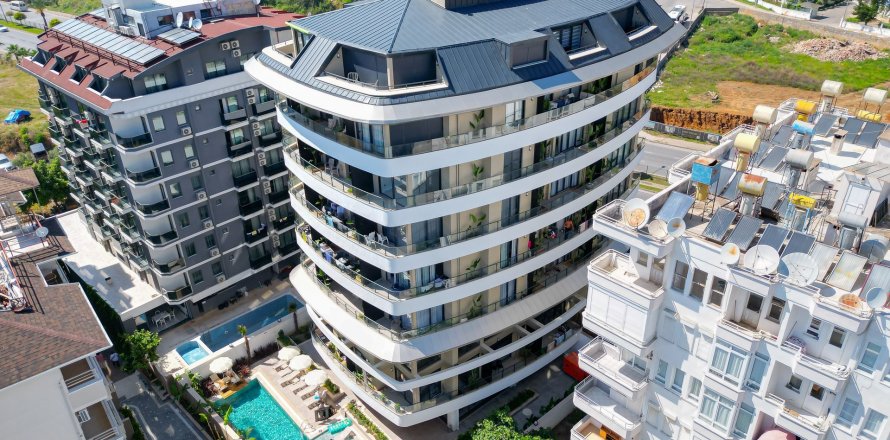 1+1 Apartment  in Alanya, Antalya, Turkey No. 213504