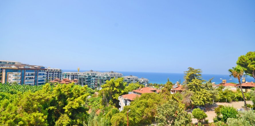 2+1 Apartment  in Alanya, Antalya, Turkey No. 216764