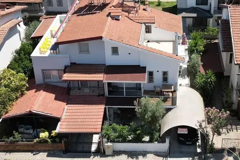 آپارتمان در  Avsallar ، ترکیه 4 خوابه ، 165 متر مربع.  شماره 223975