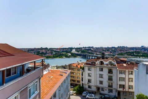5+1 Apartment  in Beyoglu, Istanbul, Turkey No. 226671
