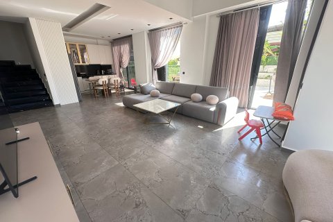 2+1 Apartment in Alanya, Antalya, Turkey No. 218418