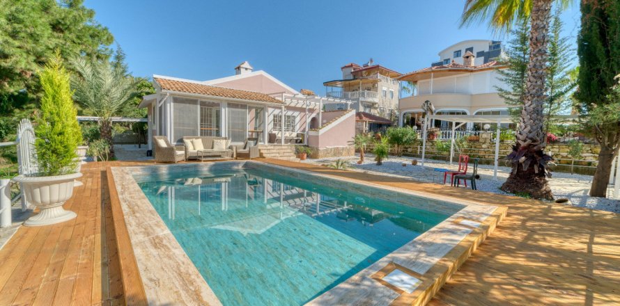 Villa  3+1  Avsallar, Antalya, Türkiye №224663