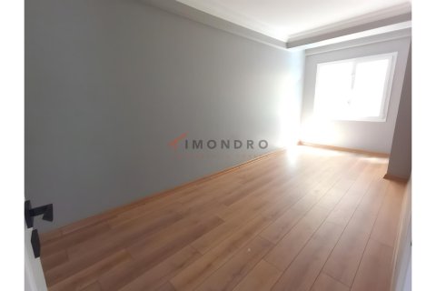 2+1 Wohnung  in Küçükçekmece, Istanbul, Türkei Nr. 216042 - 9