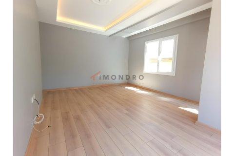 2+1 Wohnung  in Küçükçekmece, Istanbul, Türkei Nr. 216042 - 11