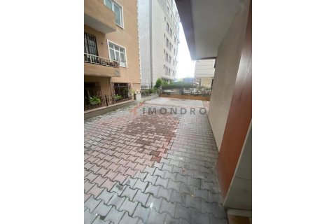 2+1 Wohnung  in Küçükçekmece, Istanbul, Türkei Nr. 216041 - 14